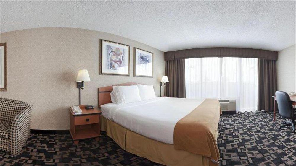 Comfort Inn & Suites Greenwood Near University Zewnętrze zdjęcie