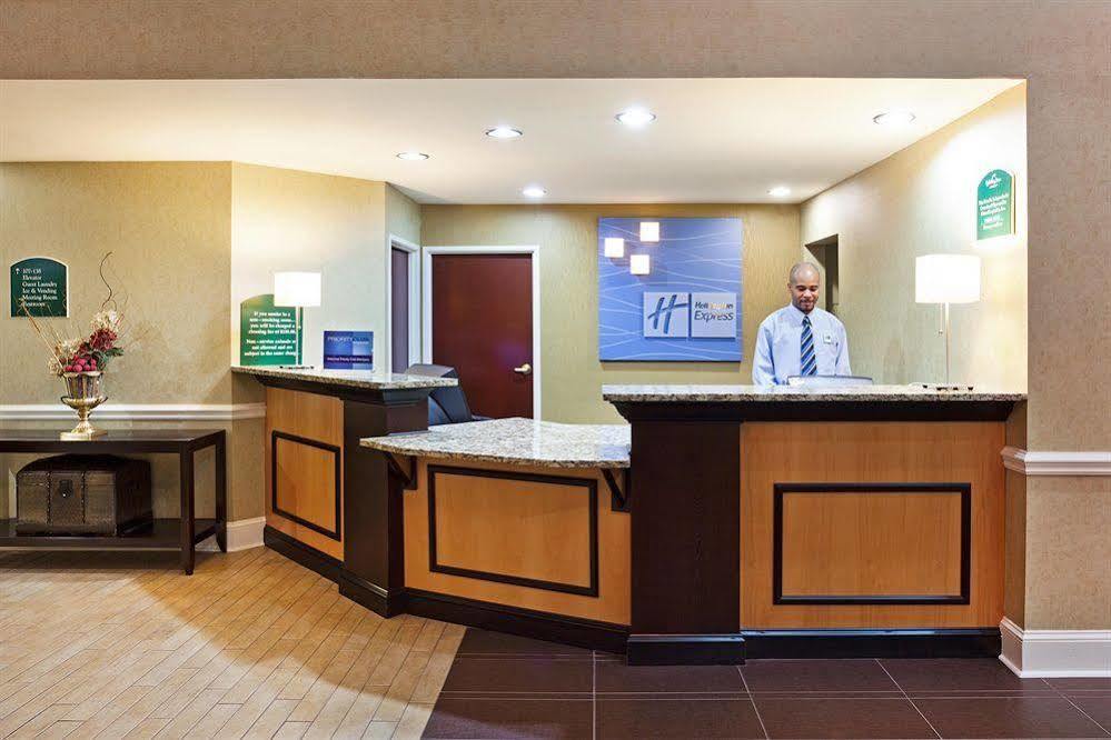 Comfort Inn & Suites Greenwood Near University Zewnętrze zdjęcie