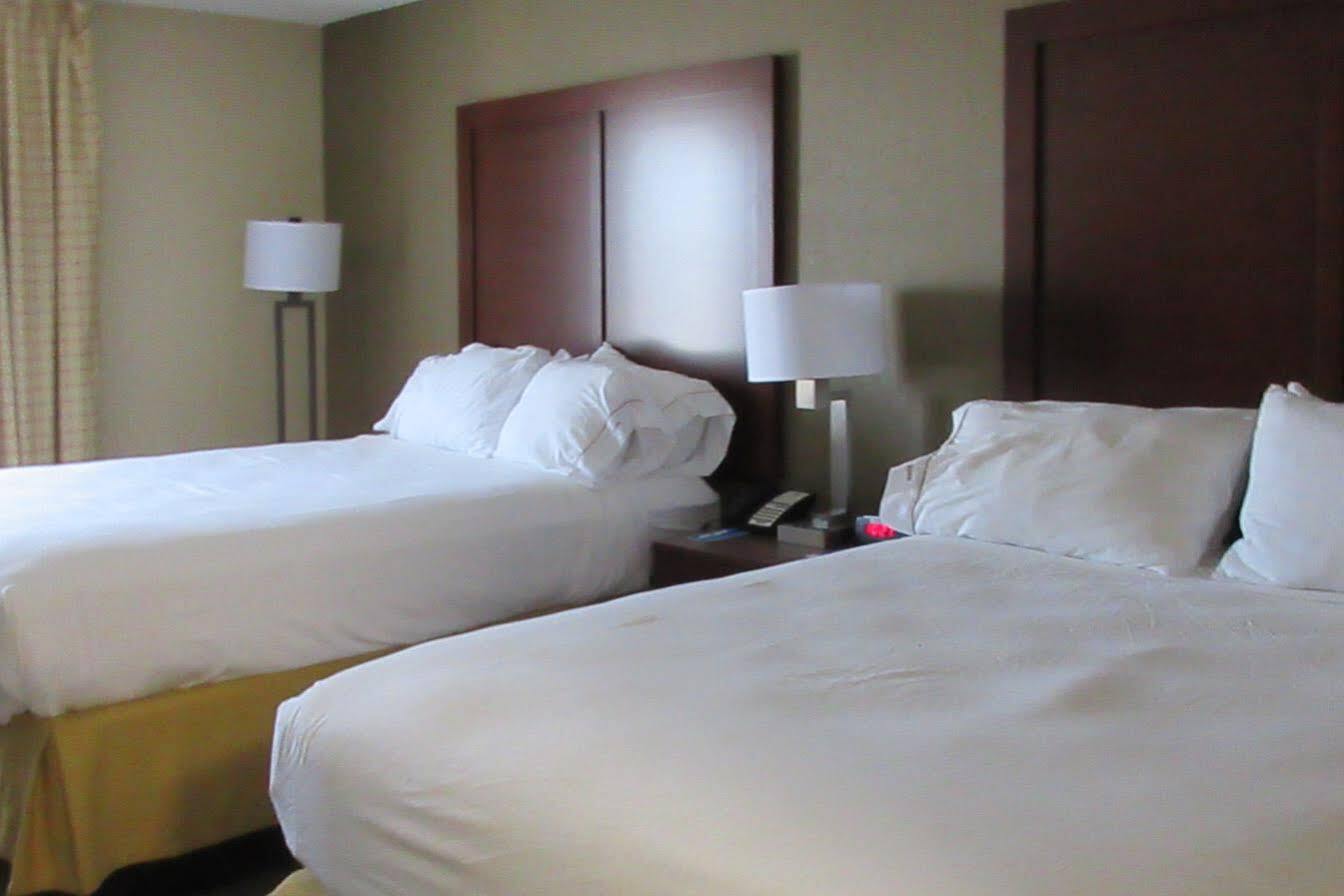 Comfort Inn & Suites Greenwood Near University Zewnętrze zdjęcie